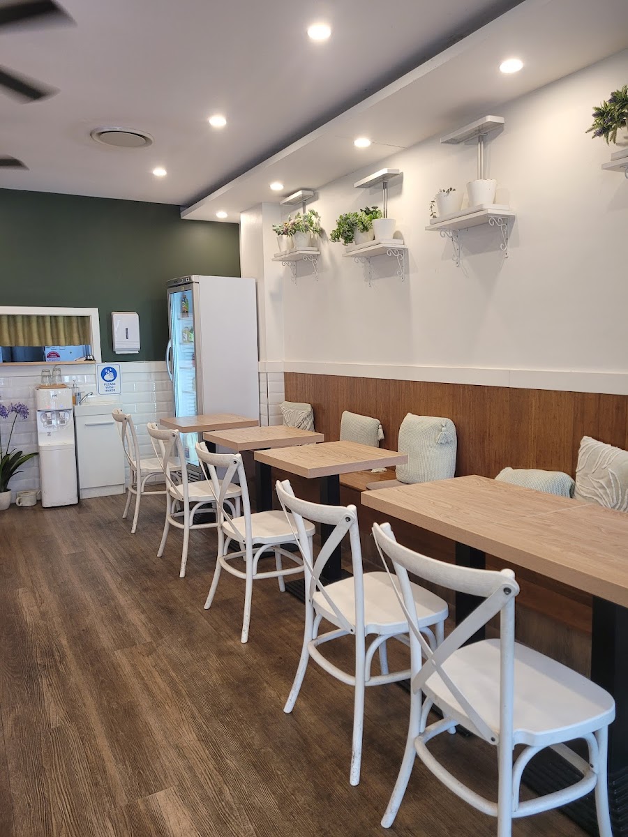 My Friends Milton - Cafe Bistro