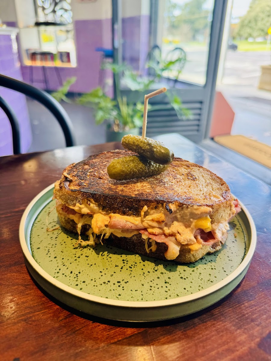 Loaded Corner Cafe
