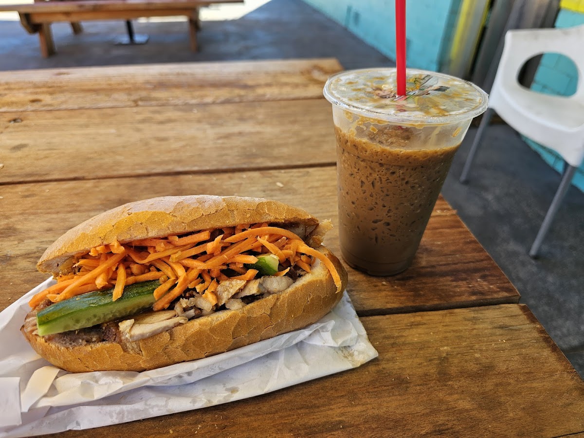 No.2.. DAI LOI BAKERY AND TAKE AWAY ' princes Hwy '