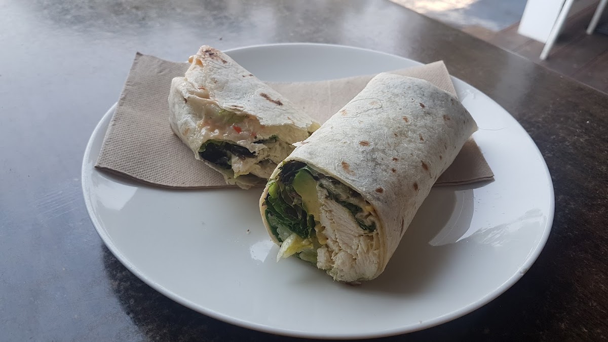 8 knots Cafe
