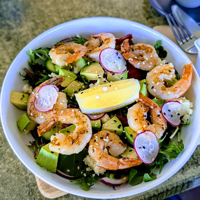 Garlic Prawn & Avocado