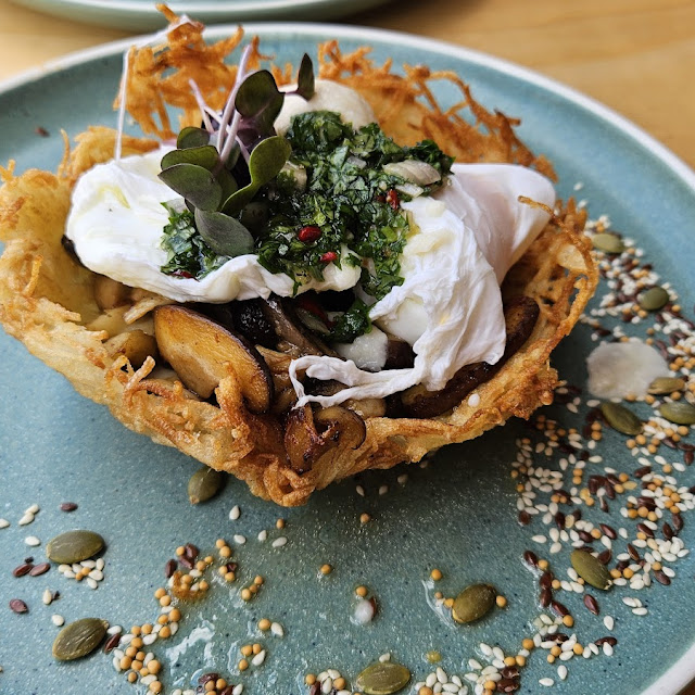 Bird's Nest Mushroom Medley