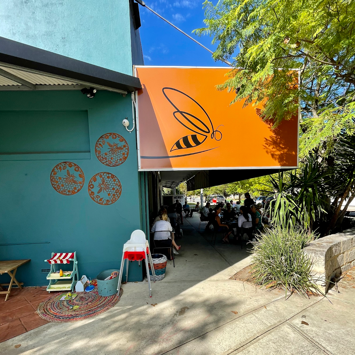 Mumma Bee Cafe