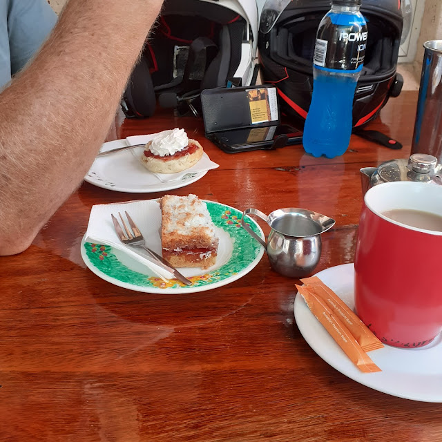 Cakes