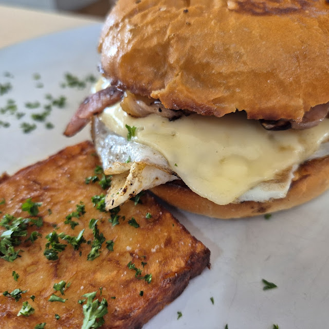 Brekky Roll
