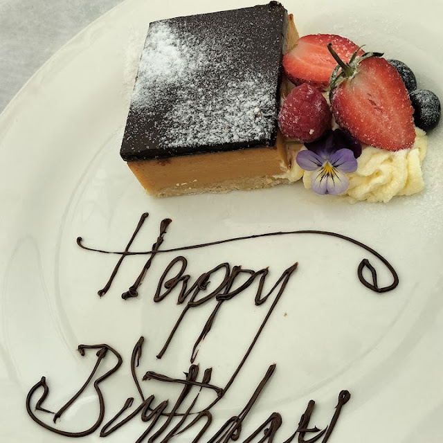 Caramel Cake