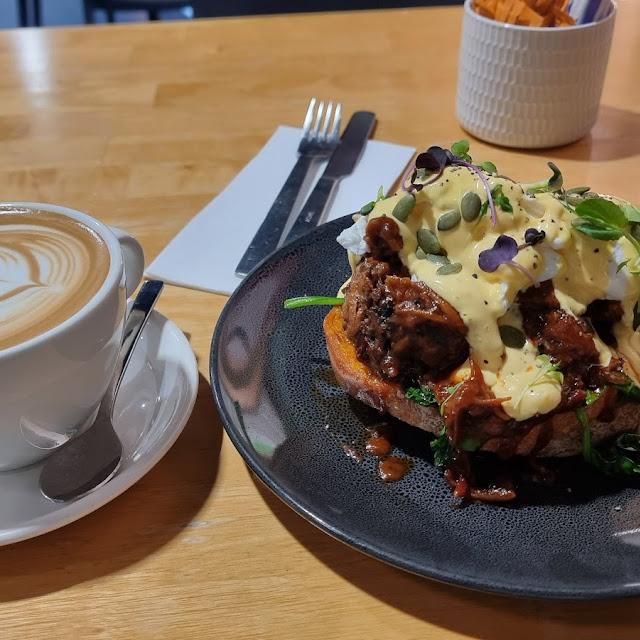 Pulled Pork on Brioche Bun