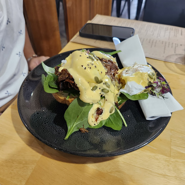 Pull Pork and Poached Egg