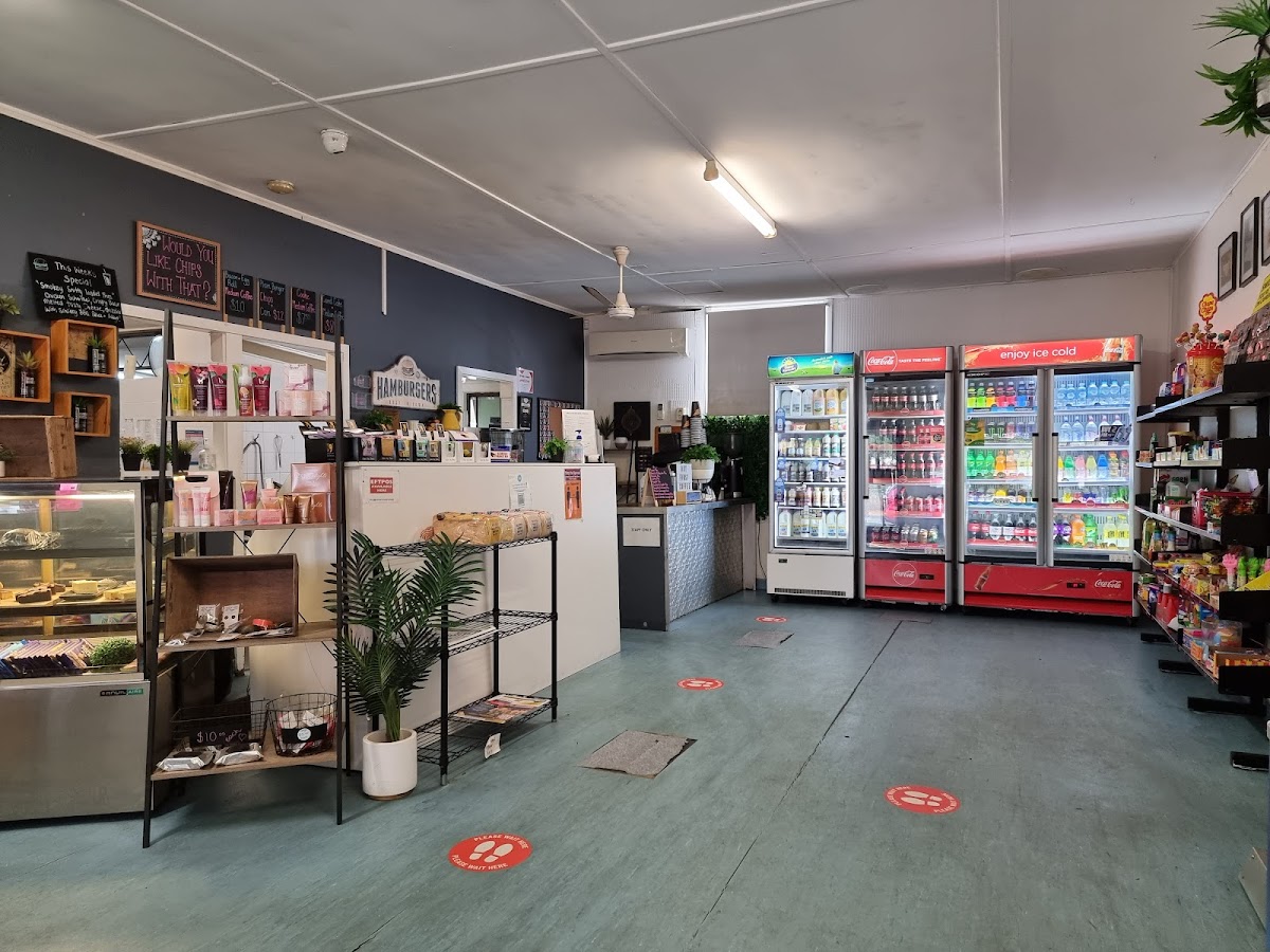 Ling’s Cafe & Store
