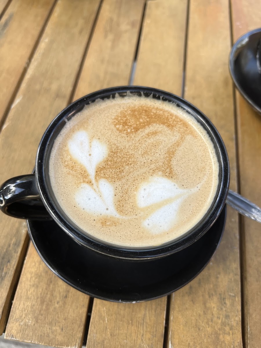 Ling’s Cafe & Store