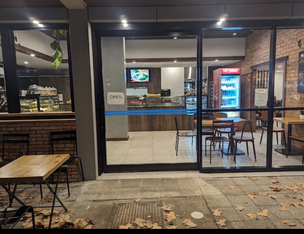 29 Cafe & Eatery