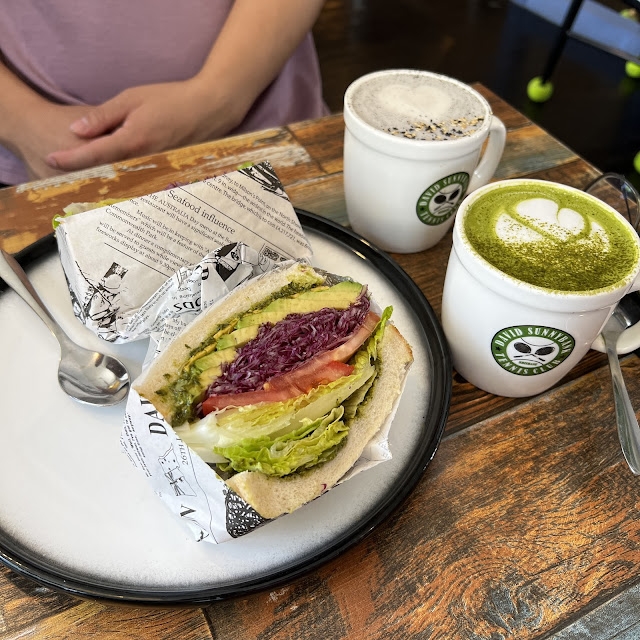 Matcha Latte Black Sesame Latte