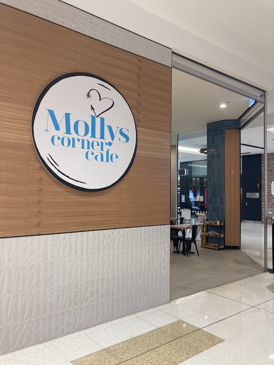 Molly's Corner Cafe