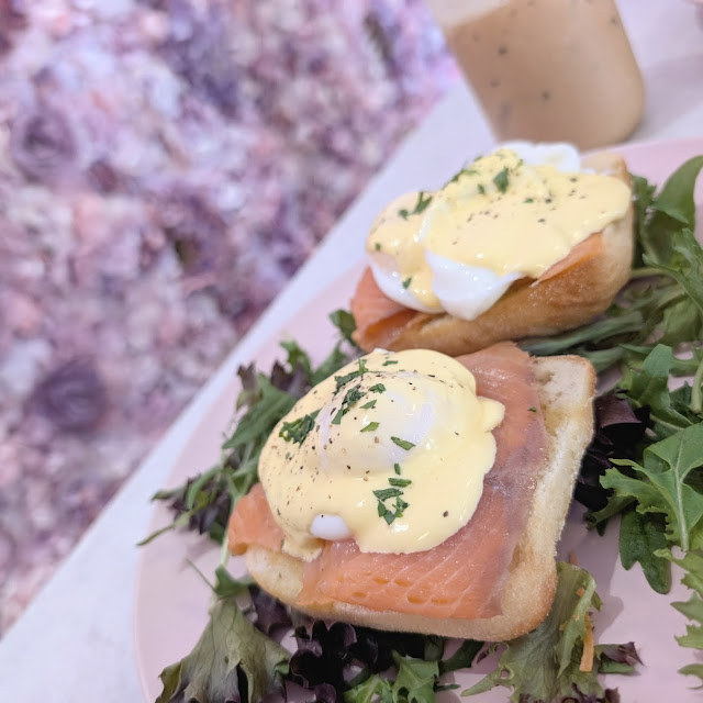 Eggs Royale