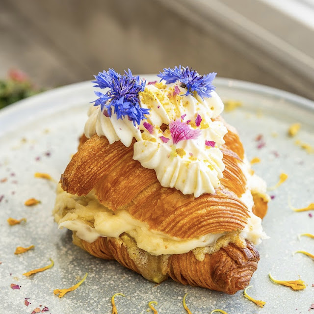 Knefe Croissant