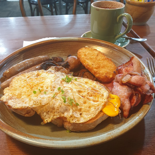 Big Breakfast Minus Tomato