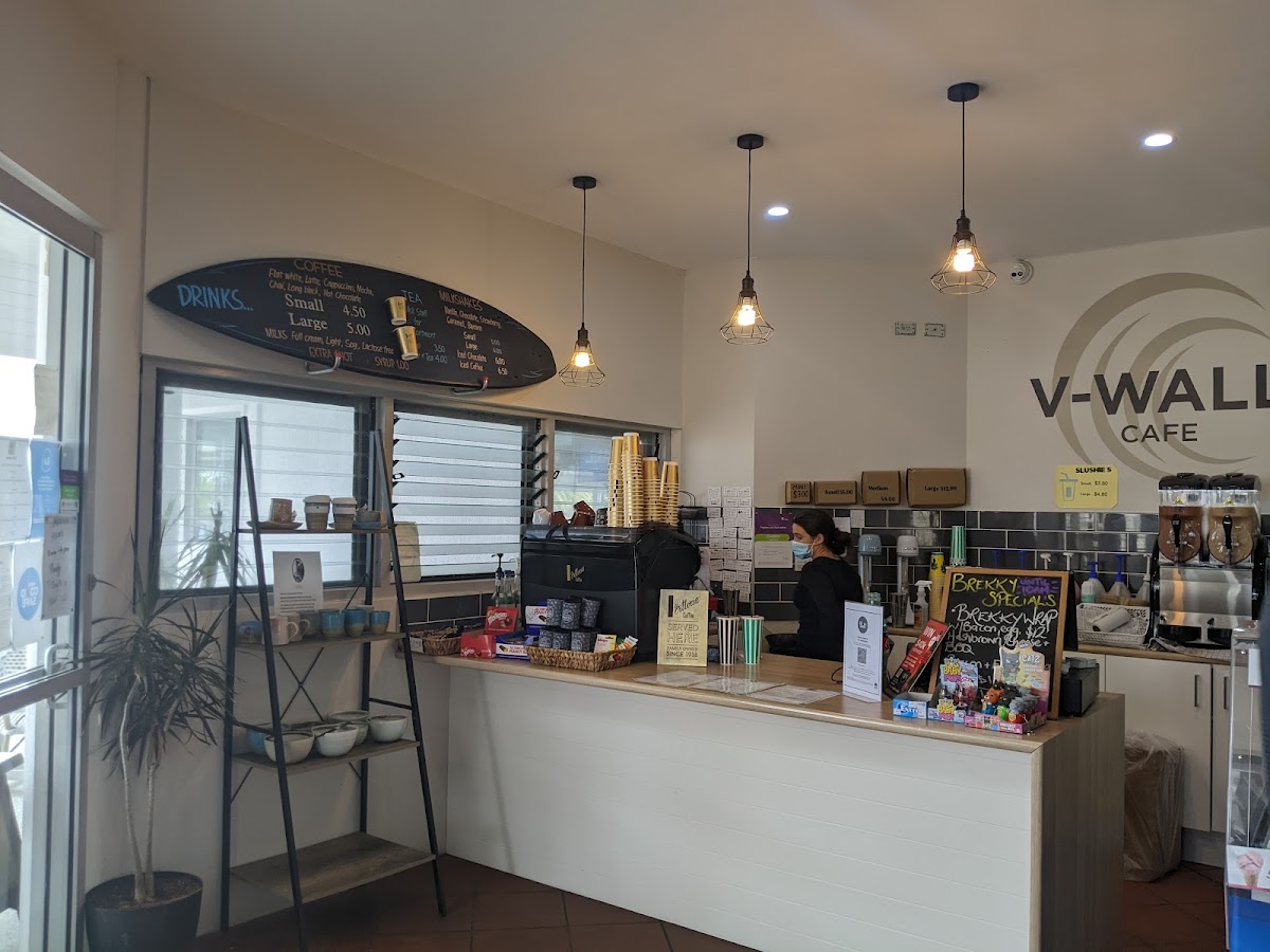 V-Wall Cafe