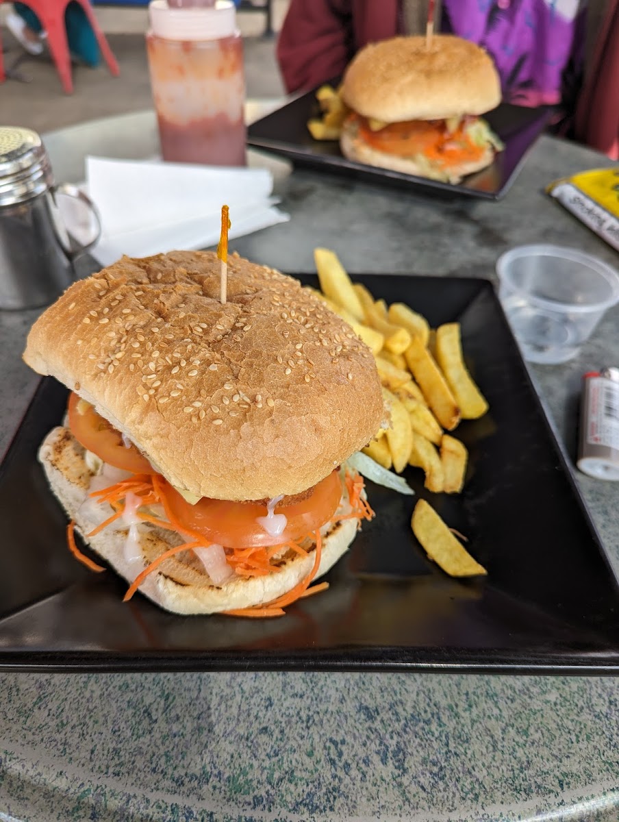 Pitstop Snack Bar