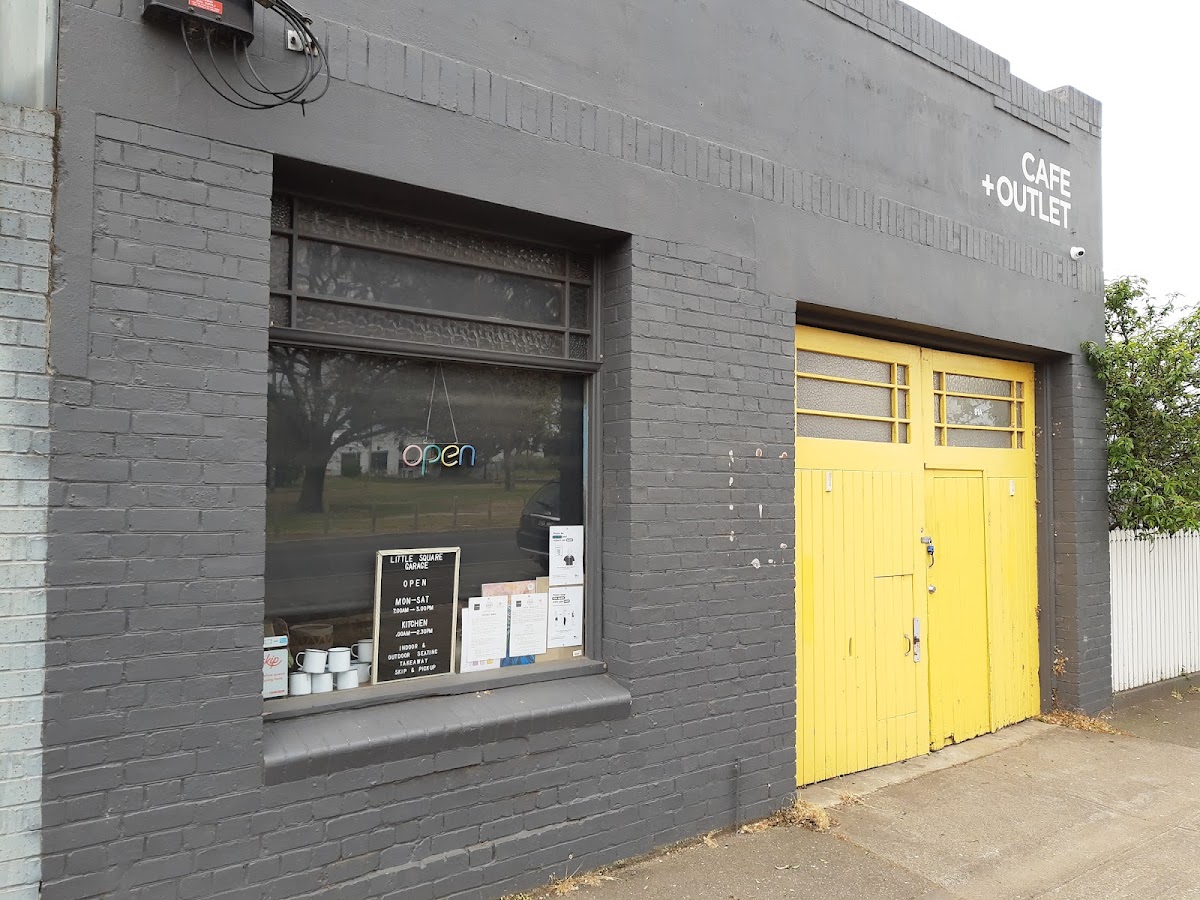 Little Square Garage