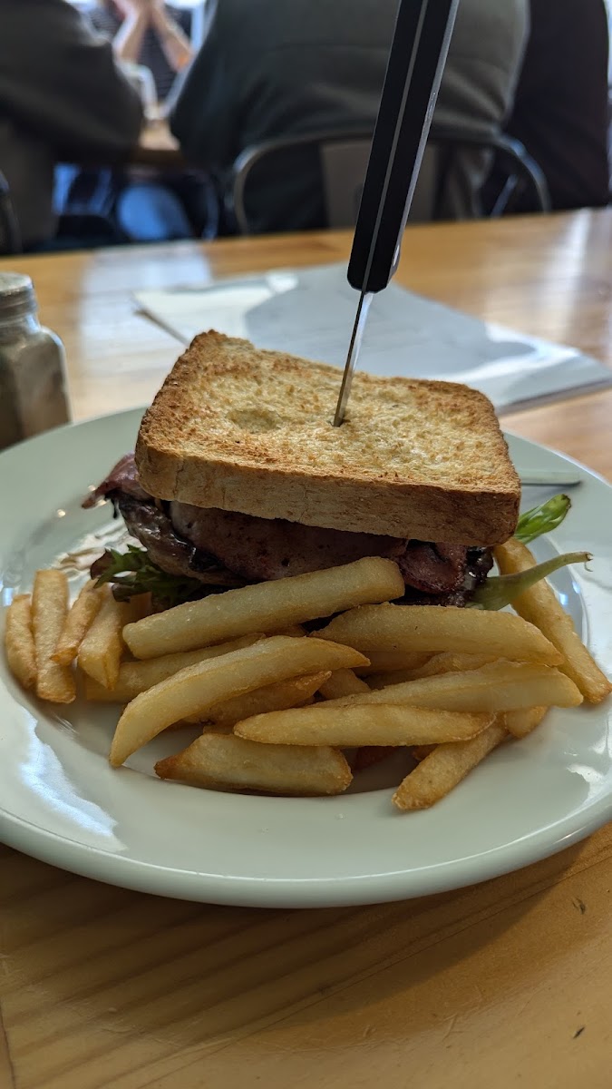 Silver Fox Cafe Gulgong