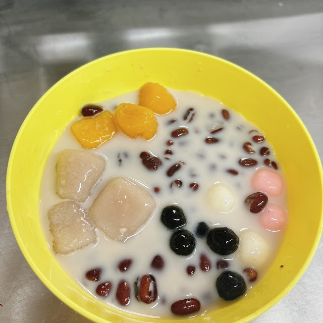 Bubble Taro Balls in Red Bean Soup