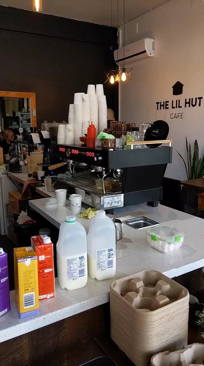 The Lil Hut