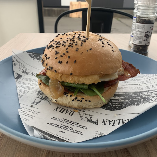 Breakfast Burger